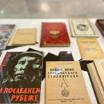 «Героически держали оборону 200 дней»: В Петербурге открылась выставка о Сталинградской битве