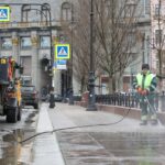 Чудо из чудес: петербуржцев удивило мытье улиц зимой